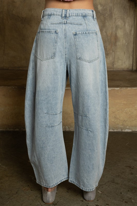 Julie Barrel Jean