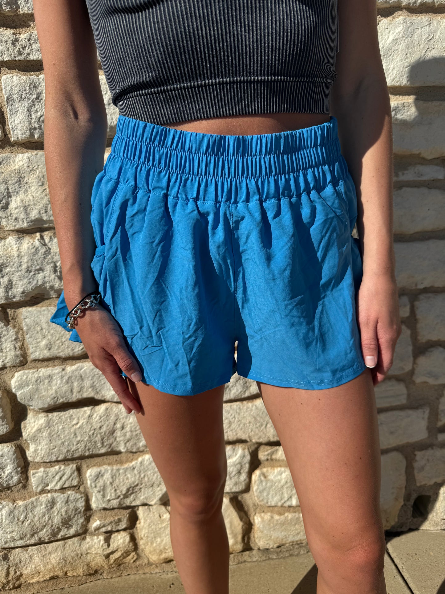 Wide Pocket Short