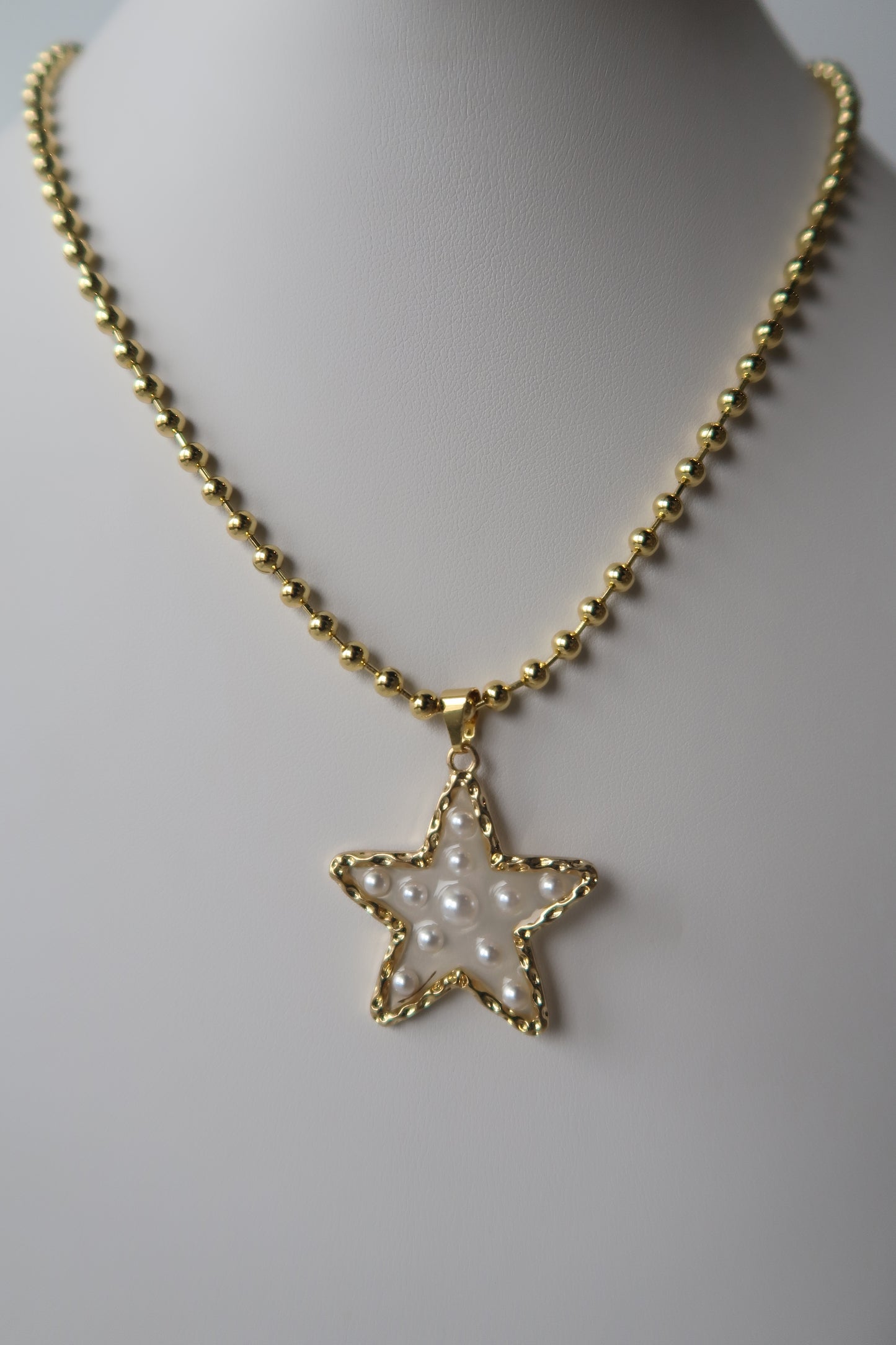 Starlit Pearl Necklace