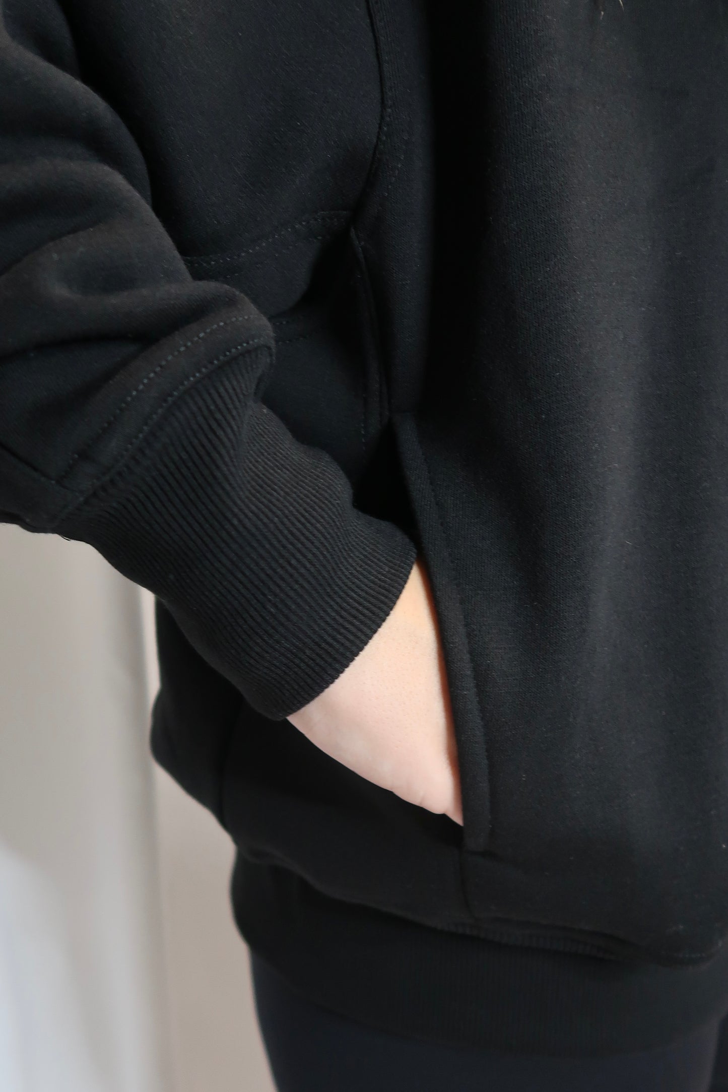 Onyx Cozy Core Pullover