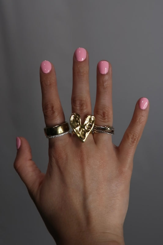 Hammered Heart Ring - Gold